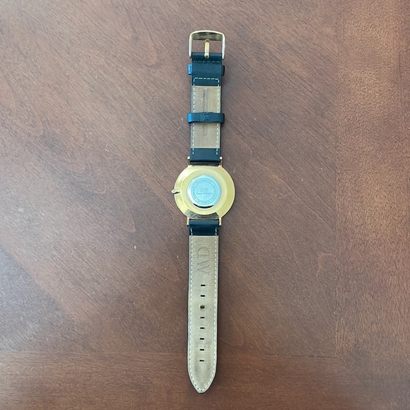 40mm Rose Gold Daniel Wellington Classic Sheffield - Picture 2 of 2